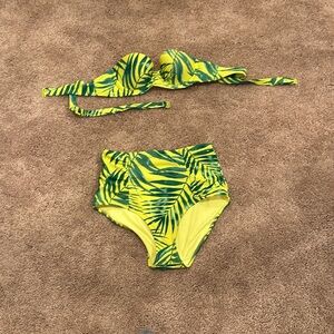 Aerie Bbikini Summer Style Green/Yellow Large bottom and 34B Top